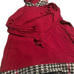 Celeste Red Houndstooth Women's Top 1X excellent condition